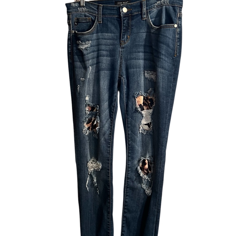 Judy Blue jeans leopard distressed patches look fabulous on